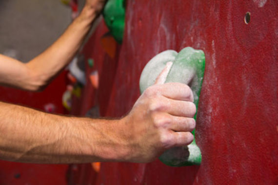 ボルダリング　安い